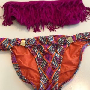 L Space Bikini Top and Vix Swim bikini bottom!